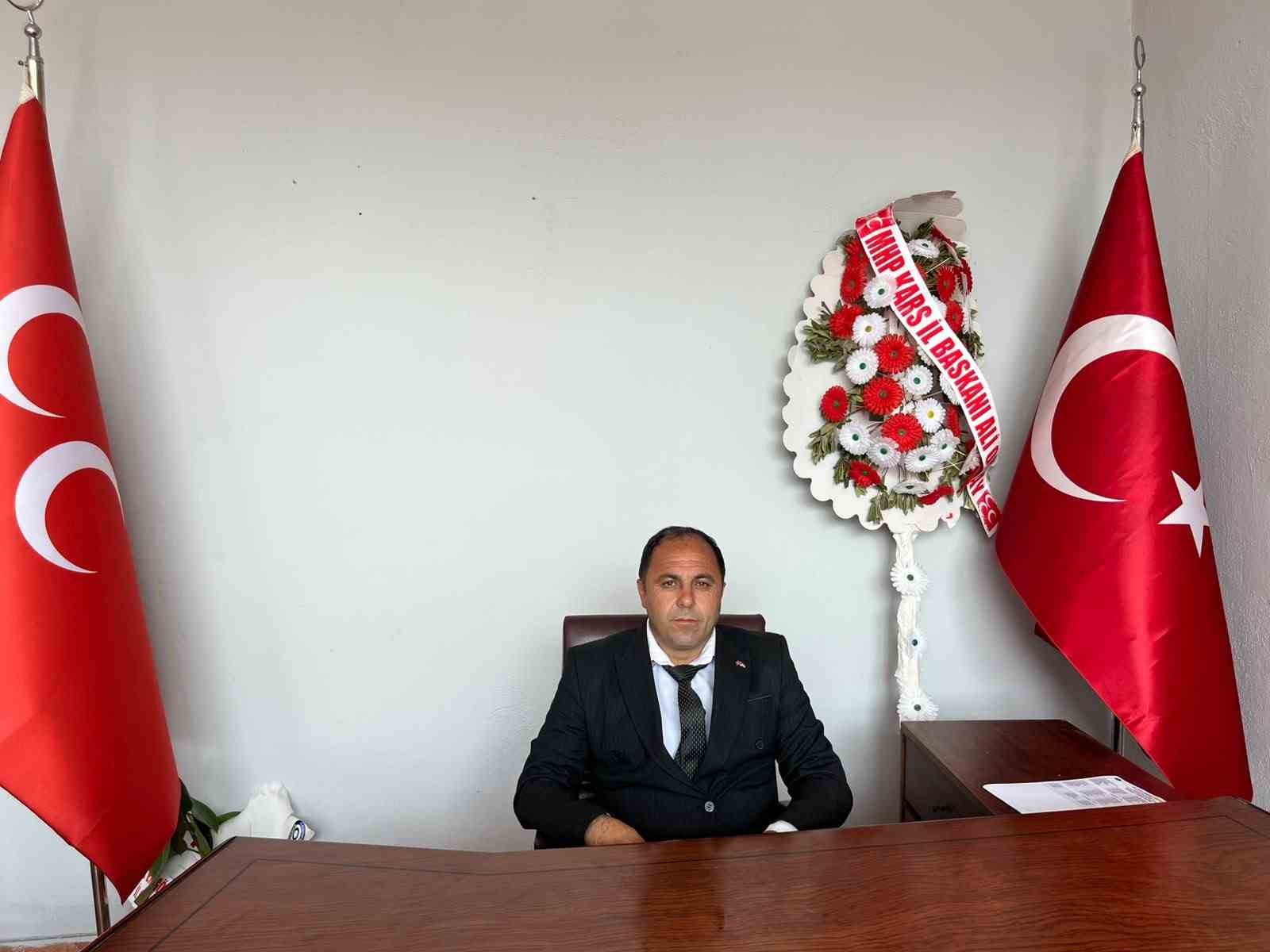 MHP Akyaka’da güven tazeledi: Erhan Aktaş yeniden ilçe başkanı seçildi