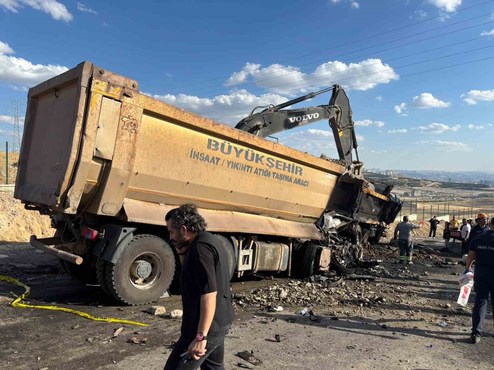 Ankara’da ABB’ye ait kamyon kaza yaptı: 2 işçi hayatını kaybetti