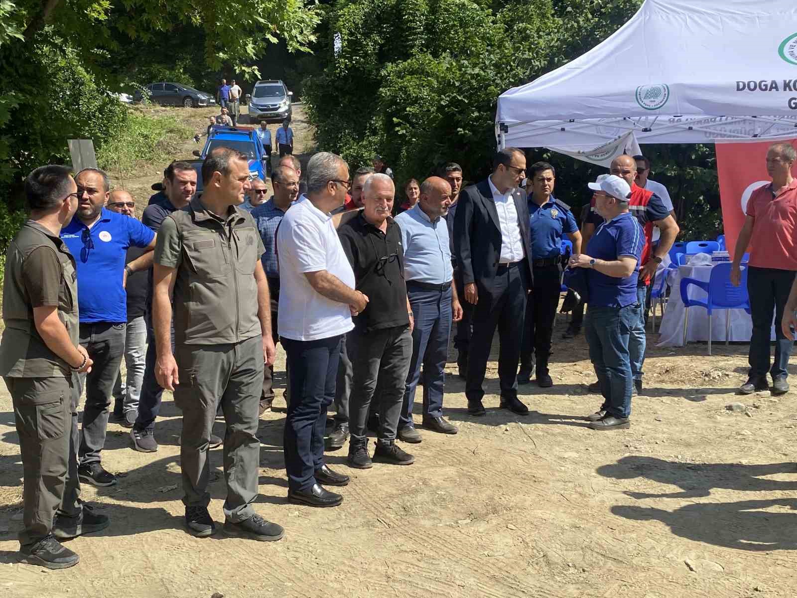 İki sel felaketinden etkilenen İlişi Çayı’na 15 bin alabalık salındı