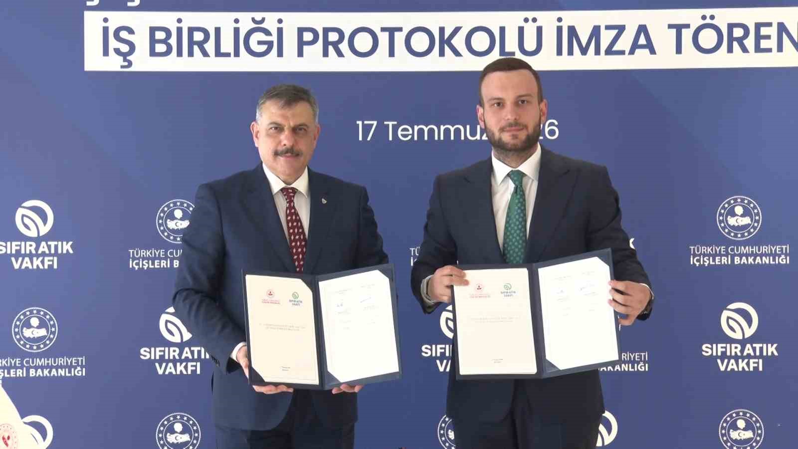 İçişleri Bakanı Çiftçi: "Sıfır atık konusunda Sıfır Atık Vakfımızla beraber iş ve güç birliği yapıyoruz"