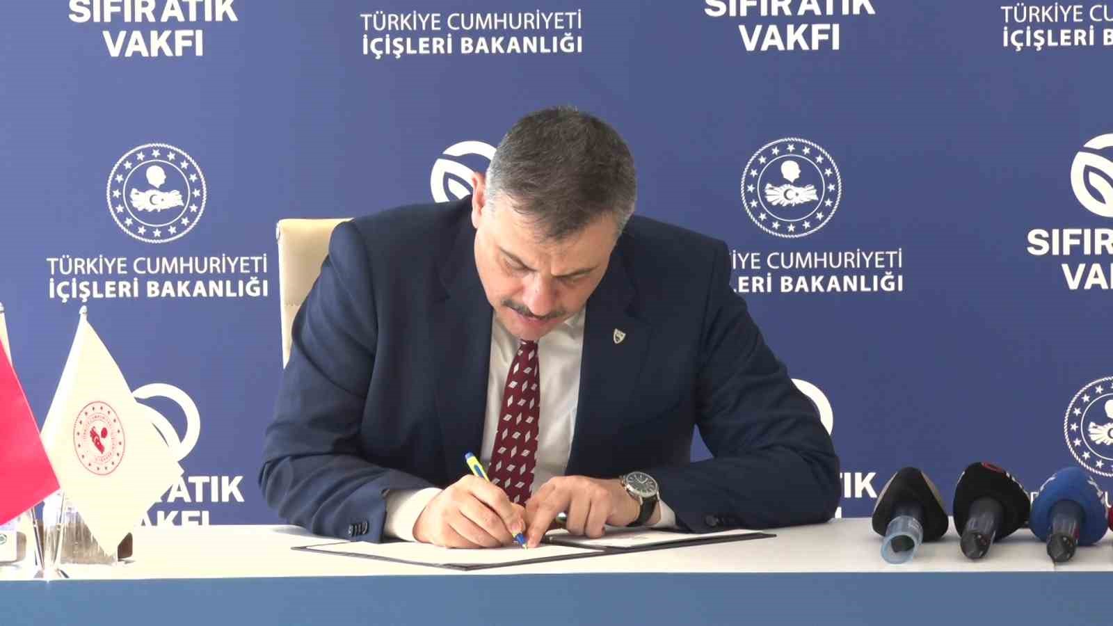 İçişleri Bakanı Çiftçi: "Sıfır atık konusunda Sıfır Atık Vakfımızla beraber iş ve güç birliği yapıyoruz"