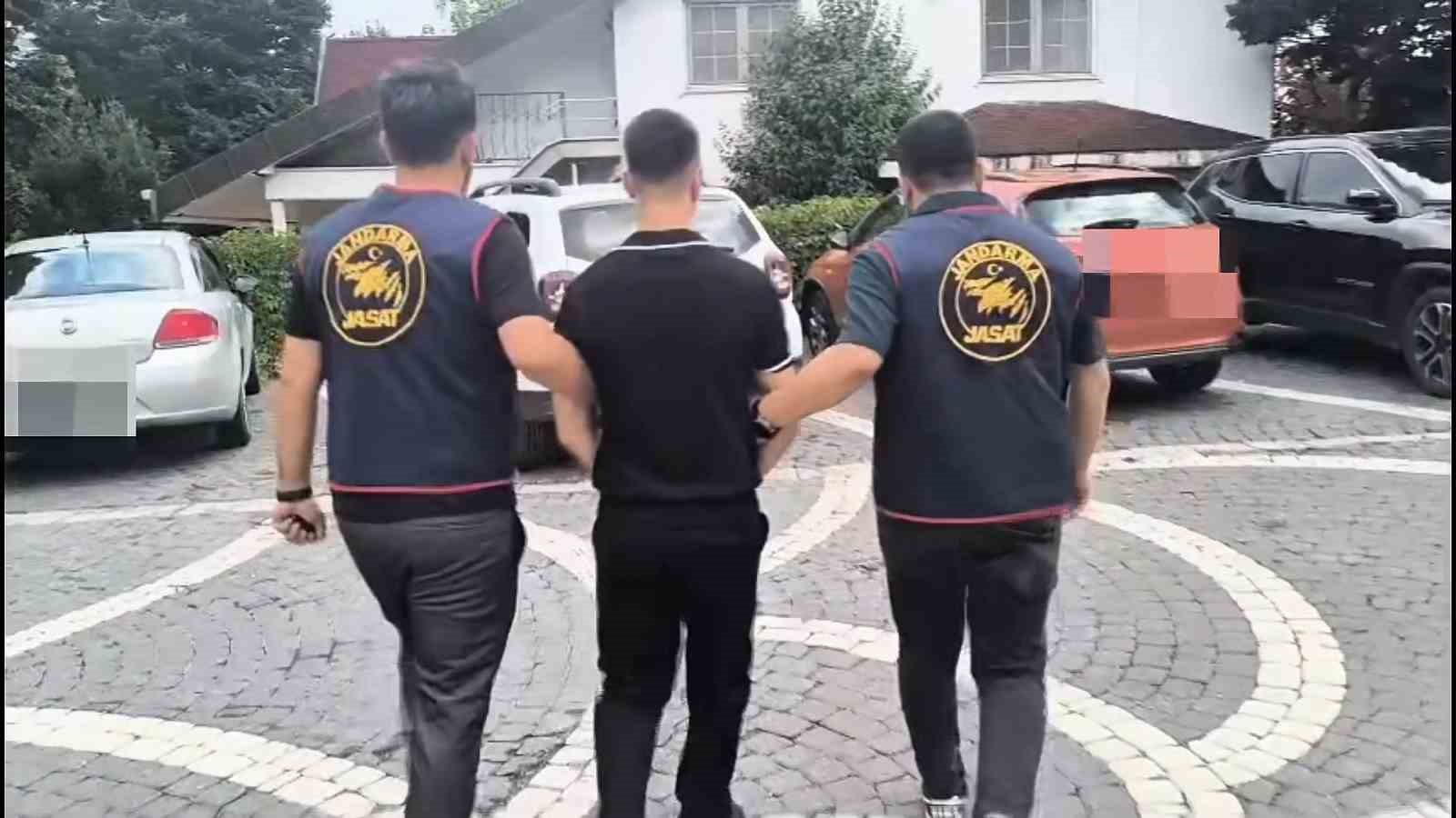 Sahte alışveriş sitesi kurup vatandaşları dolandıran şebekeye operasyon...7 kişi tutuklandı