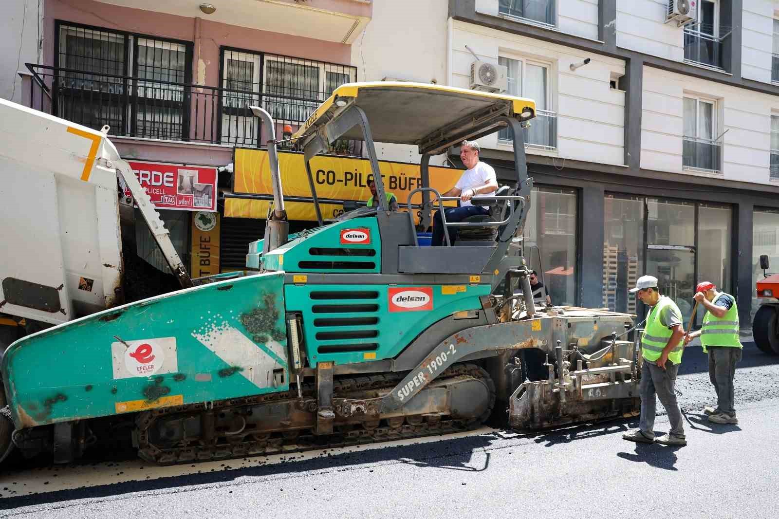 Başkan Yetişkin asfalt çalışmalarını yerinde inceledi
