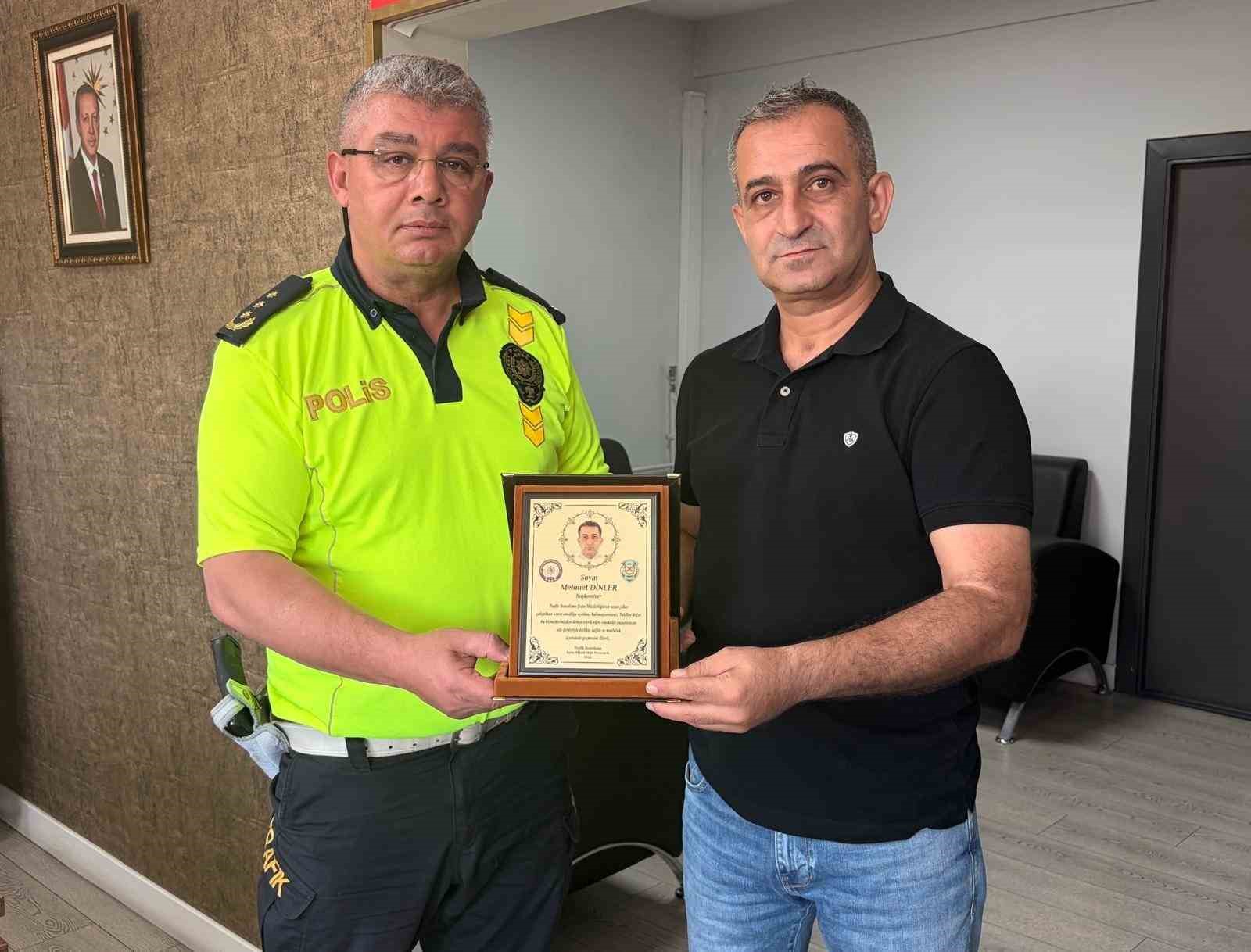 Kayseri’de başkomiserden duygu dolu emeklilik anonsu