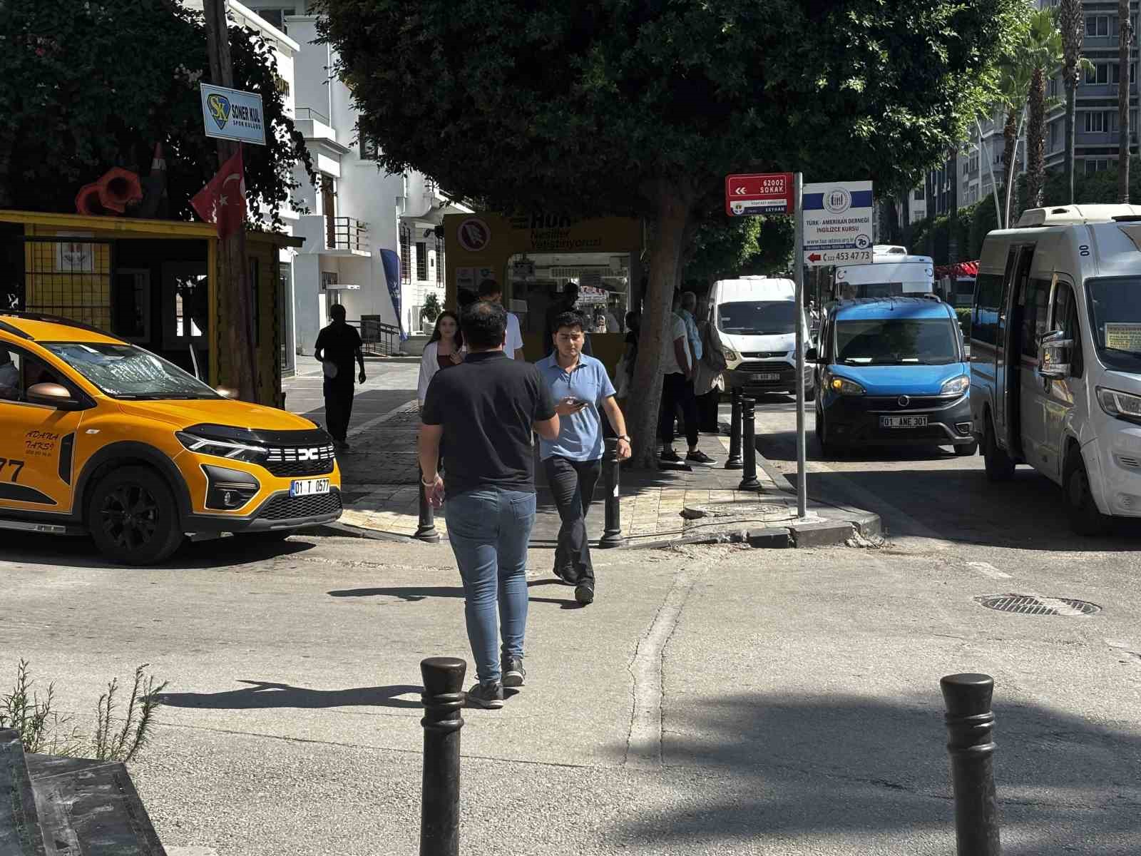 Adanalı sanatçı Haluk Levent’e hemşehrilerinden tepki: