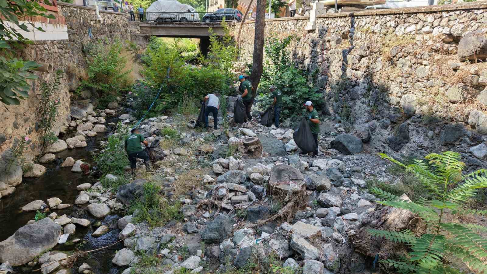 Muhtarlardan dere için ortak çağrı