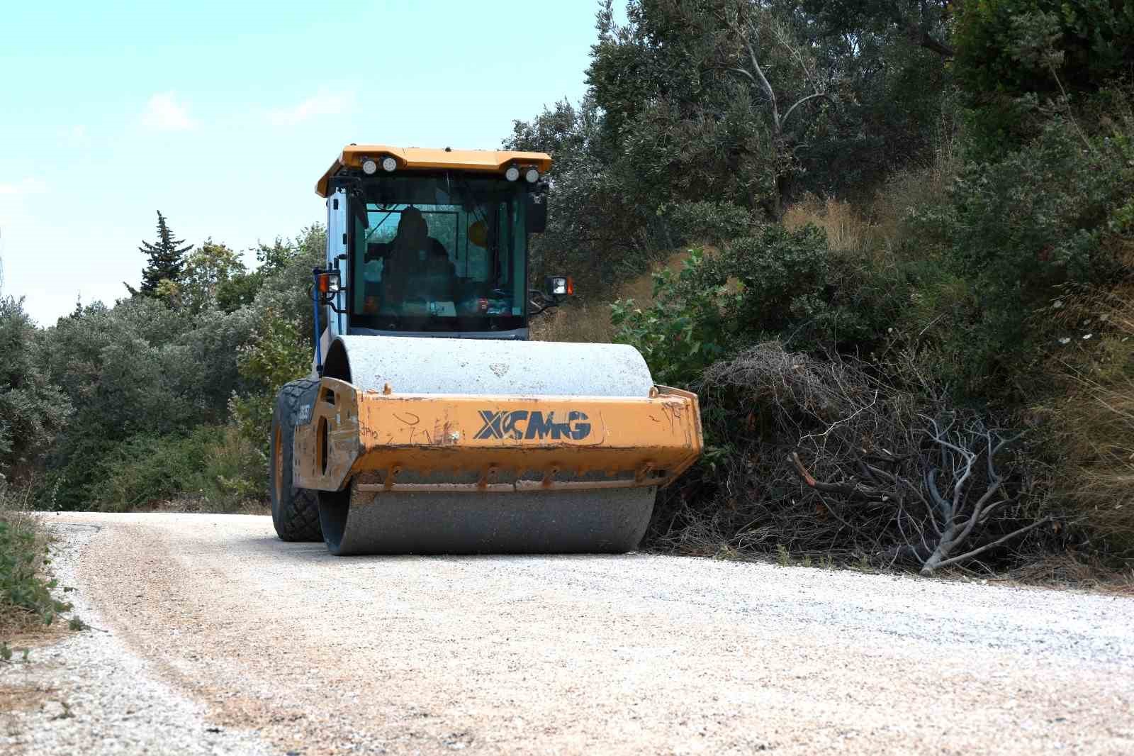 HBB, Defne Döver Mahallesi’nde yol çalışmasına başladı
