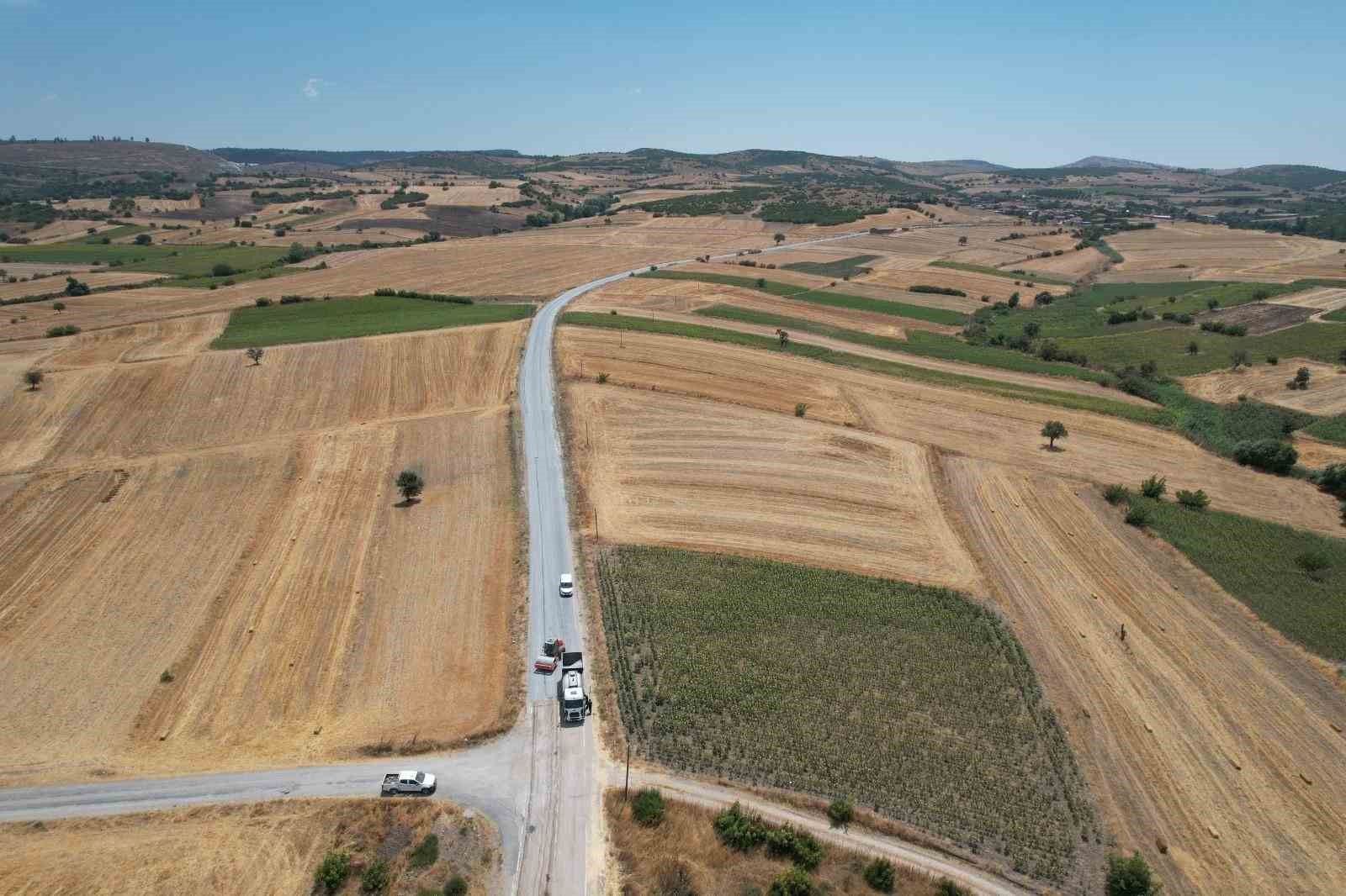Büyükşehir, Orhanlı-Çiftlikköy arasındaki yolu iyileştirdi