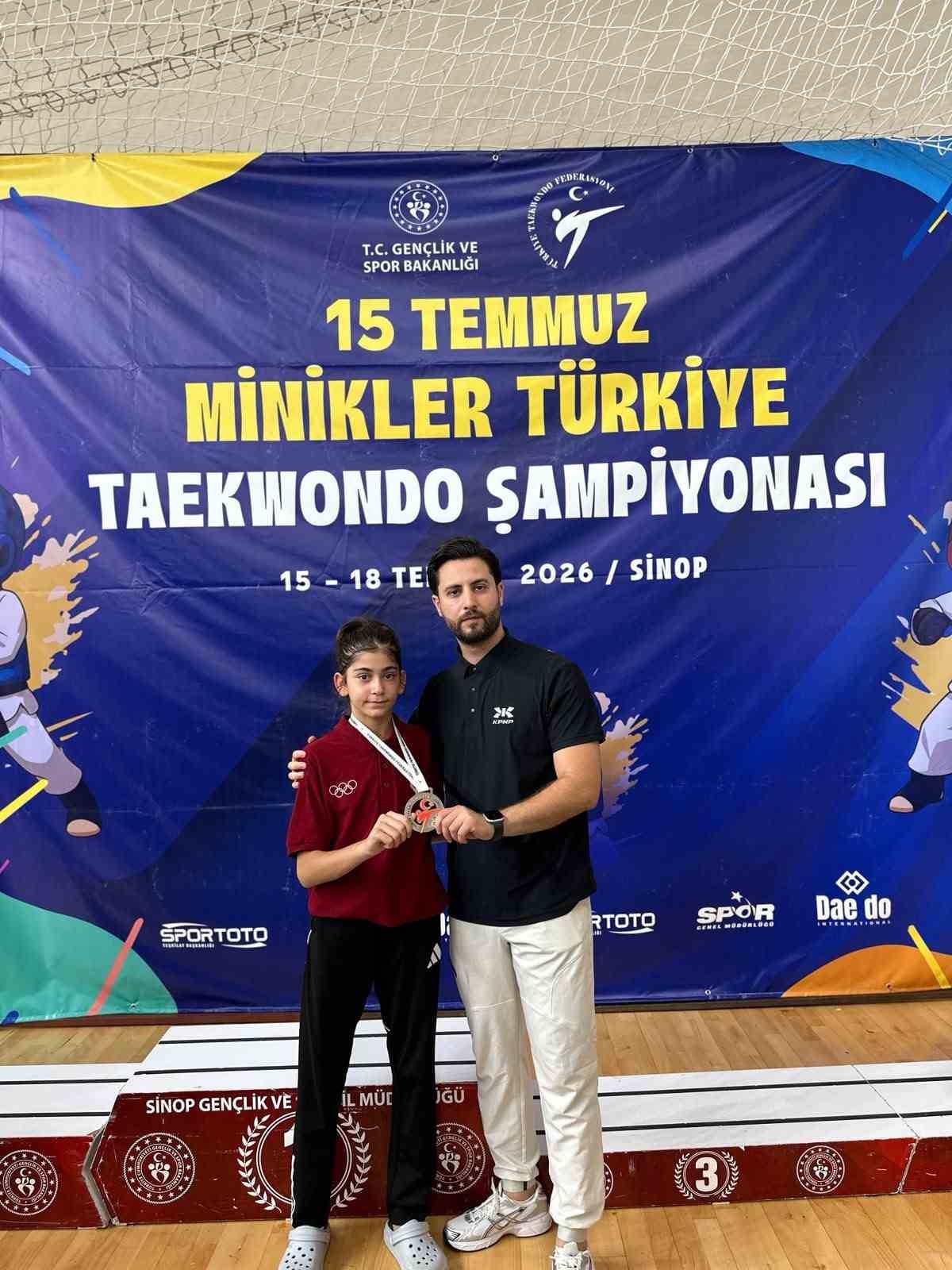 Aydınlı sporculardan Türkiye şampiyonalarında çifte başarı
