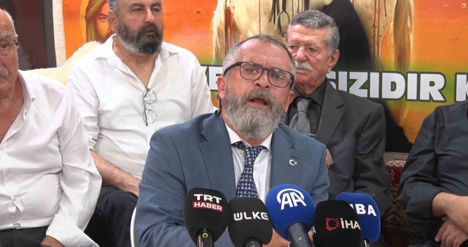 Türkmen Alevi Bektaşi Vakfı’ndan Muharrem ayına vesilesiyle aşure dağıtımı