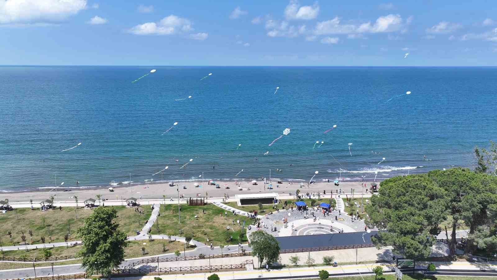 Ordu’da 120 uçurtma çocukların mutluluğuyla gökyüzünde buluştu
