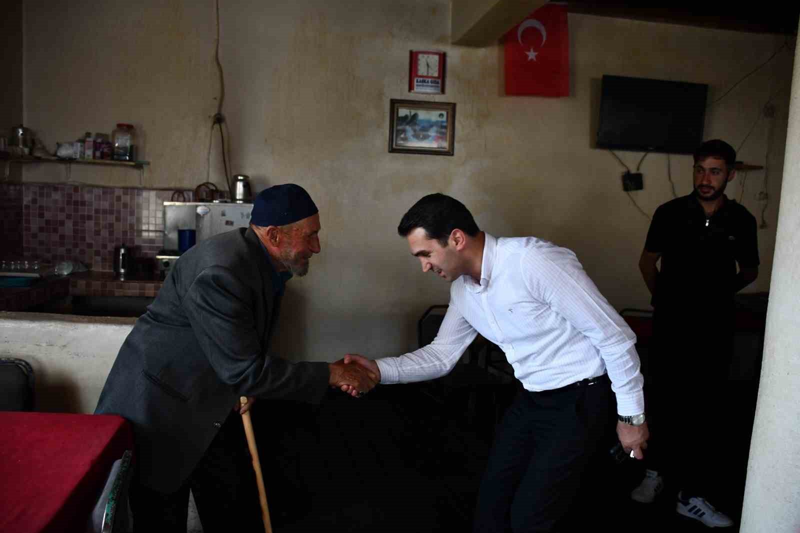 AK Parti Sarıkamış teşkilatı köylerde vatandaşlarla buluştu