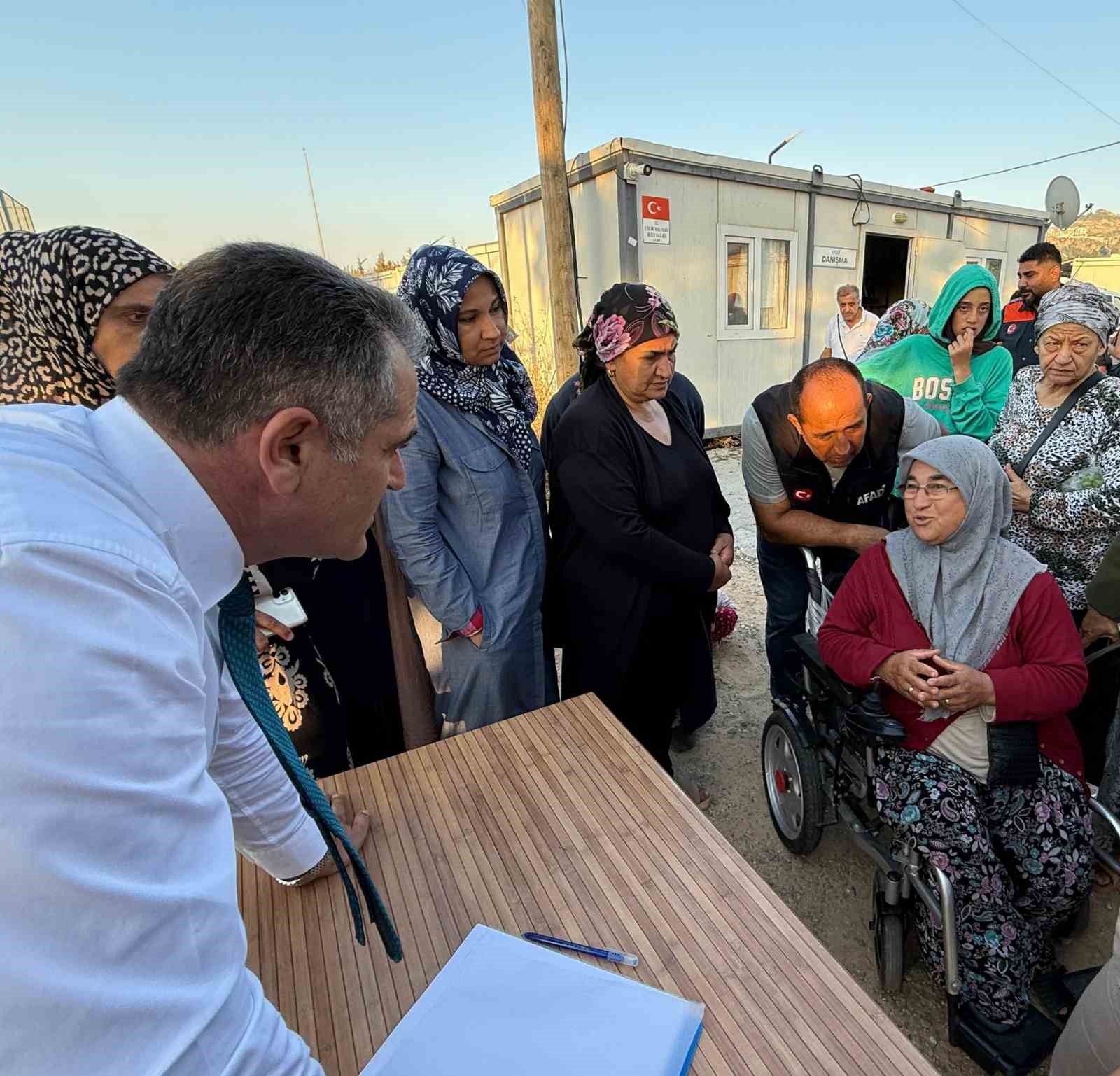 Antakya’da konteyner kentlerden tahliye süreciyle ilgili bilgilendirmeler devam ediyor