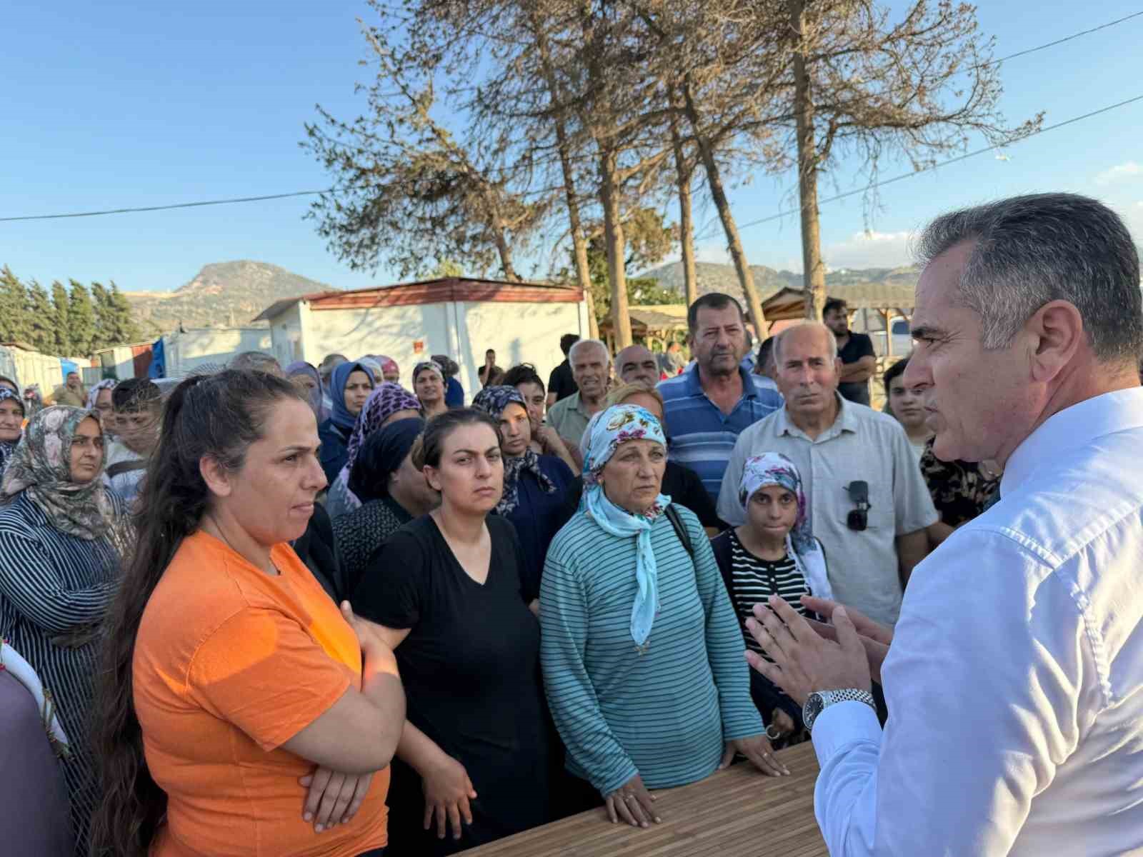 Antakya’da konteyner kentlerden tahliye süreciyle ilgili bilgilendirmeler devam ediyor