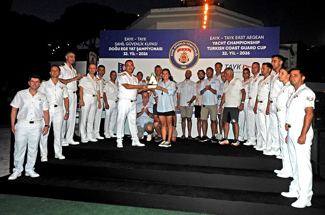 Çeşme’de yelken şöleni ödül töreniyle sona erdi