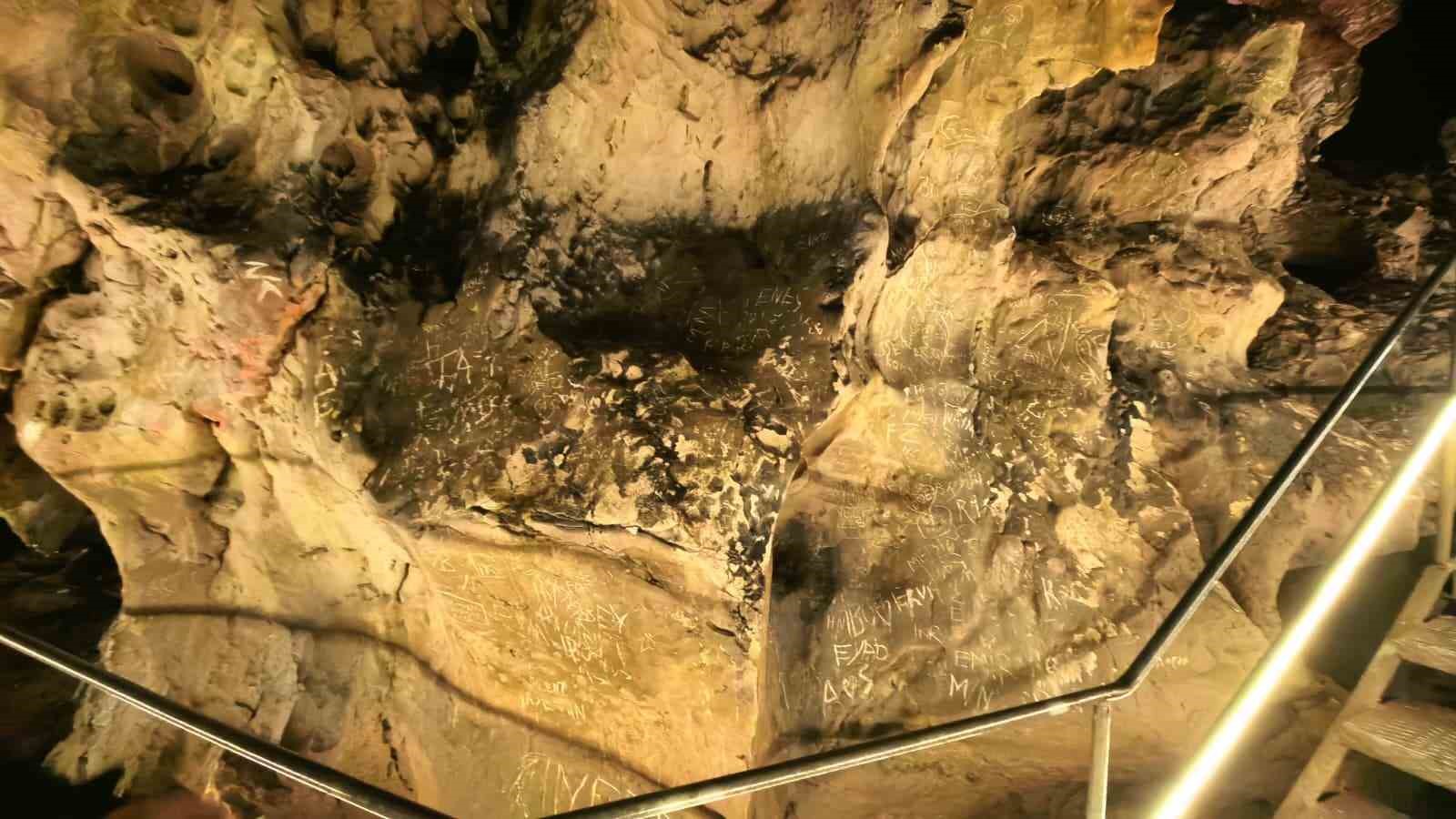 İnegöl’de 3 milyon yıllık mağaraya çirkin saldırı