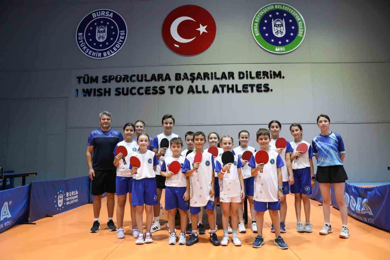 Büyükşehir Yaz Spor Okulları, ilk dönemini tamamladı