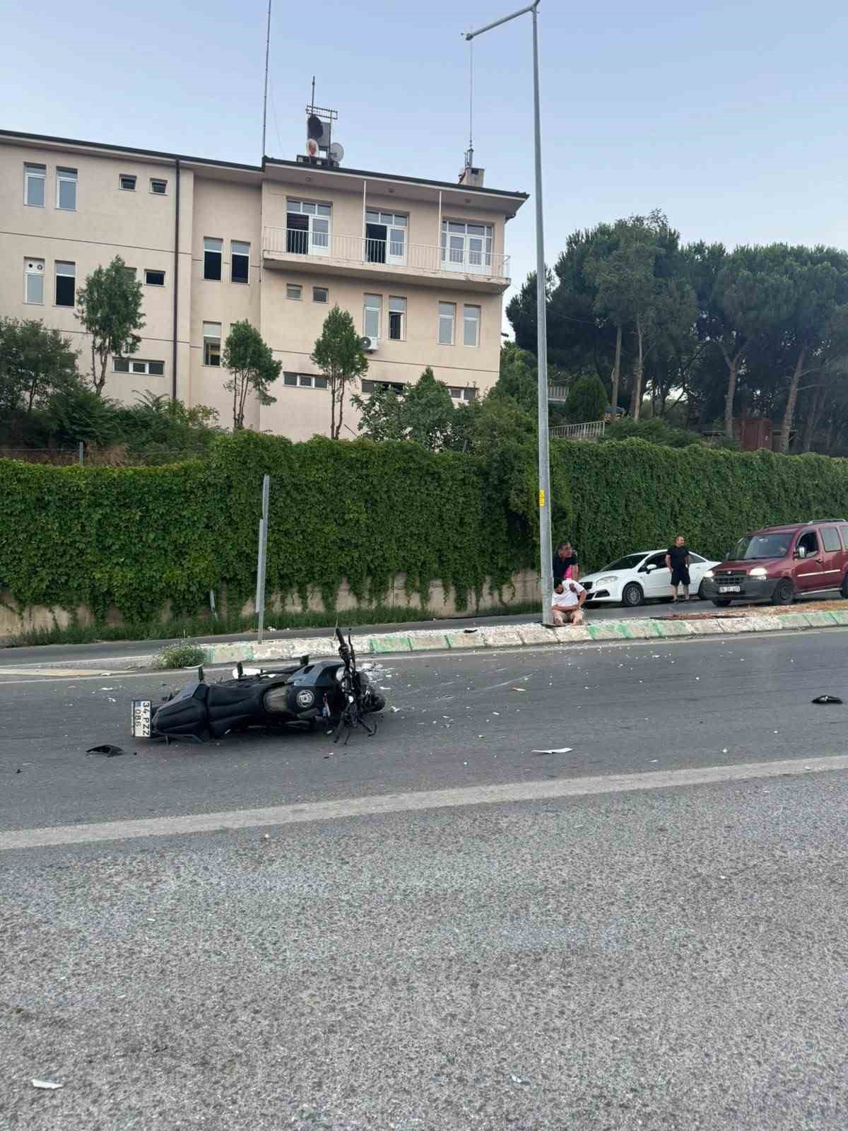Bursa’da kontrolden çıkan motor yan yattı: 2 yaralı