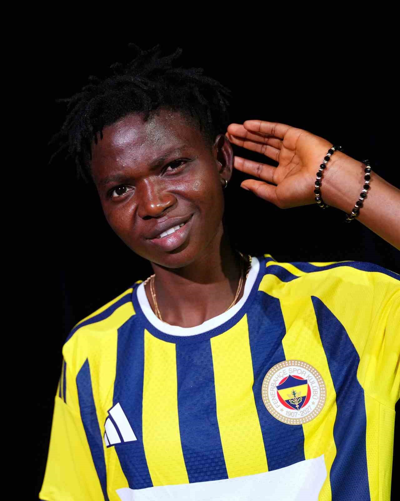 Fenerbahçe Kadın Futbol Takımı’na Nijeryalı forvet