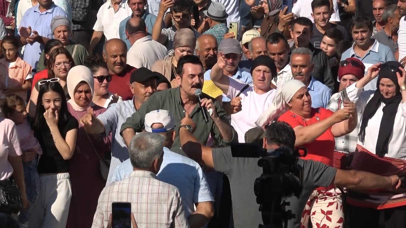 313 yıllık Karadede Panayırı’na binlerce kişi akın etti