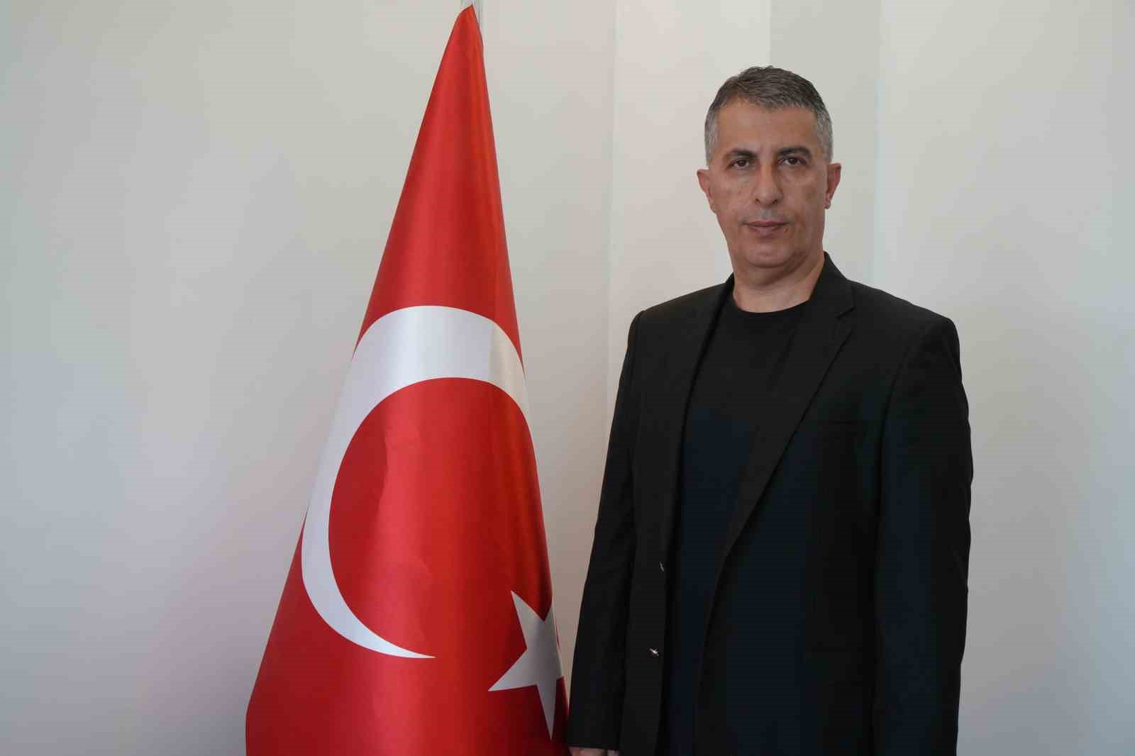 Erzurumlular Rusya’daki "esir sancaklarını" istiyor