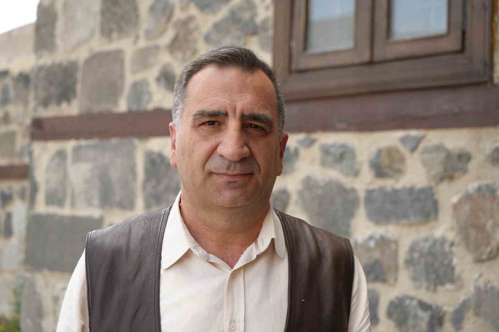 Erzurumlular Rusya’daki "esir sancaklarını" istiyor