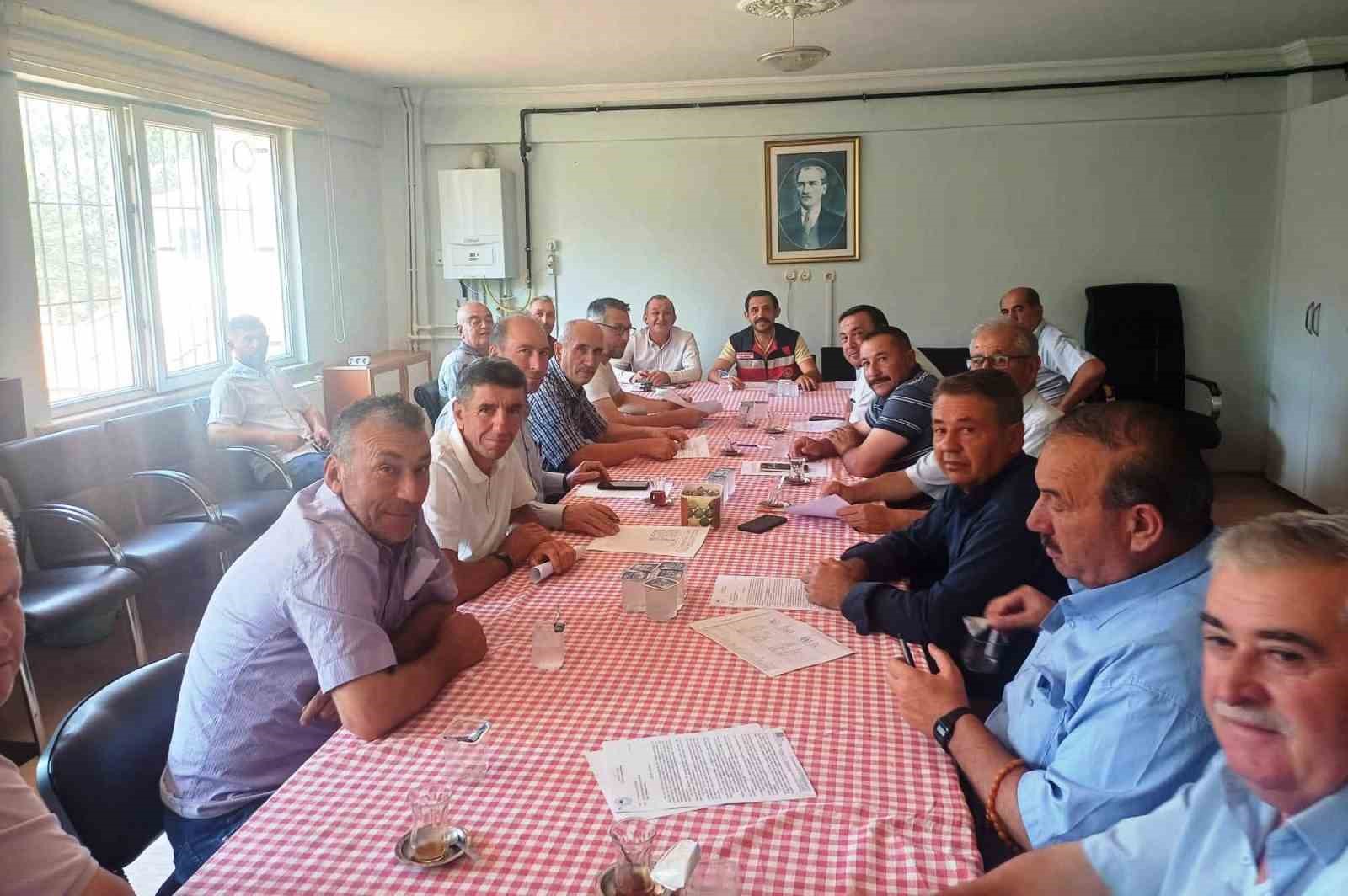 Çavdarhisar’da muhtarlara hasat dönemi ve anız yangınları eğitimi