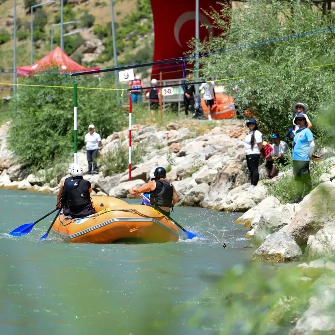 Çekerek Kano Takımı Türkiye şampiyonu oldu