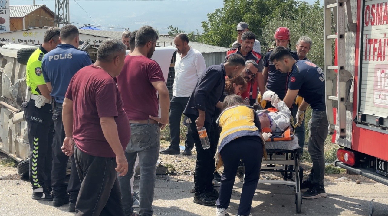 Osmaniye’de tanker ile otomobil çarpıştı: 2 yaralı