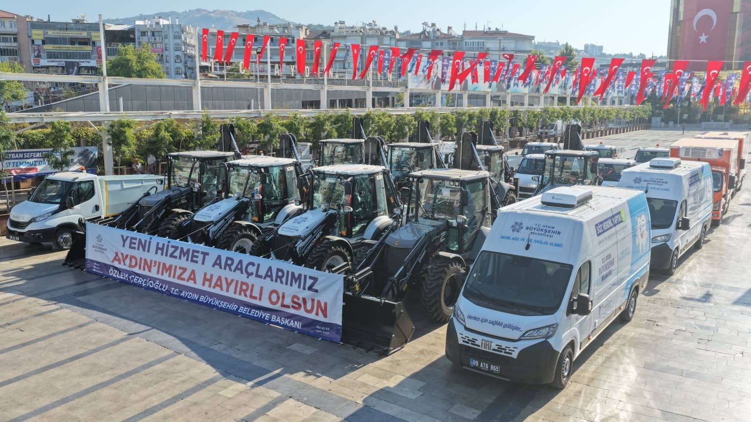Aydın Büyükşehir Belediyesi filosuna 22 yeni araç takviyesi