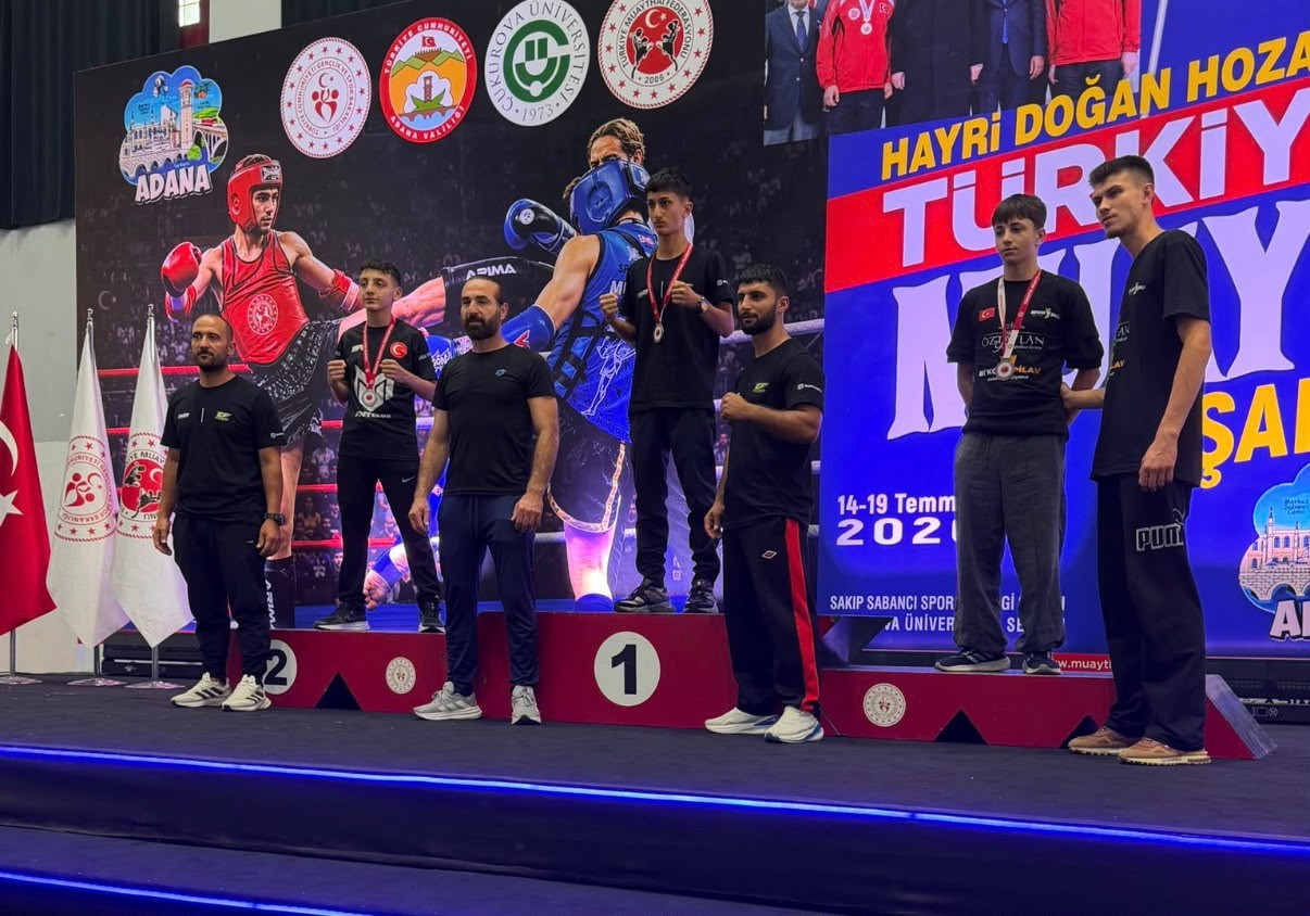 Afyonkarahisarlı muaythai sporcularından Türkiye Şampiyonası’nda büyük başarı