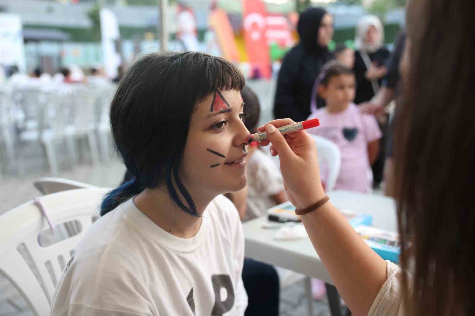 Mahalle şenliği coşkusu Demirtaşpaşa ve Elmasbahçeler’i sardı