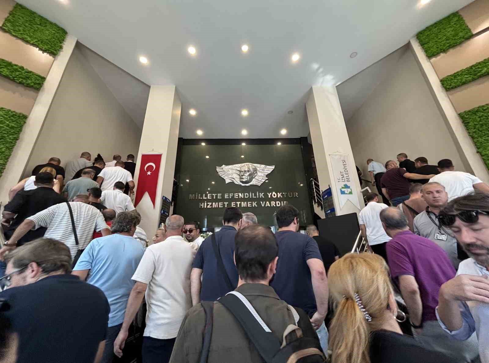 İzmit Belediyesi’ndeki aramalar bitti