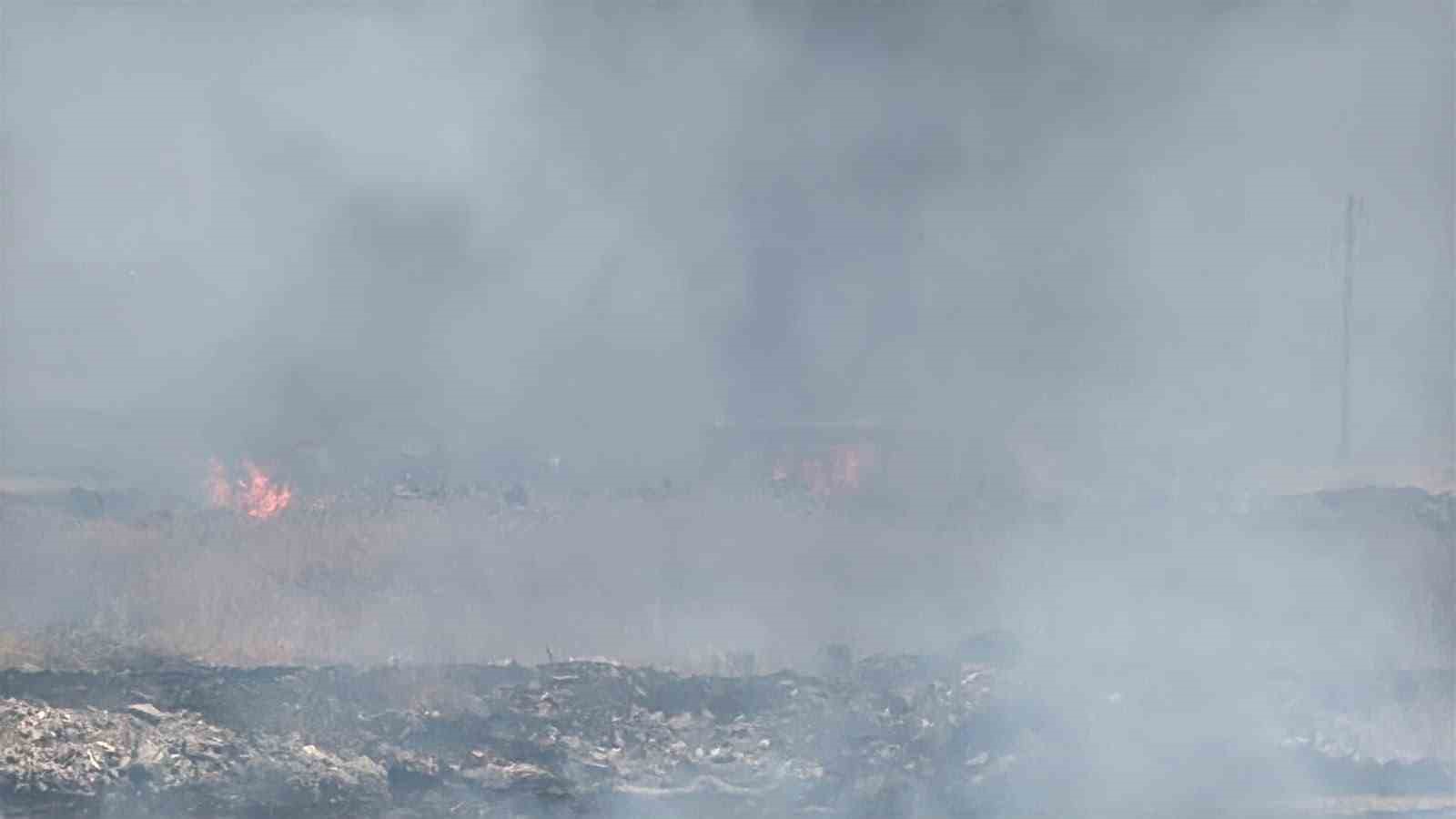 Diyarbakır’da otluk alanda korkutan yangın