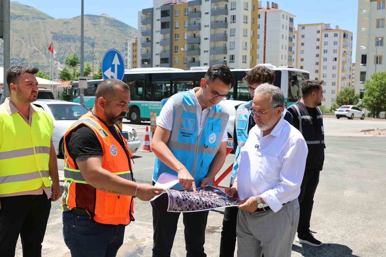 Talas’ta asfalt yılı hız kesmiyor: Sayer Caddesi yeni yüzüyle hizmette
