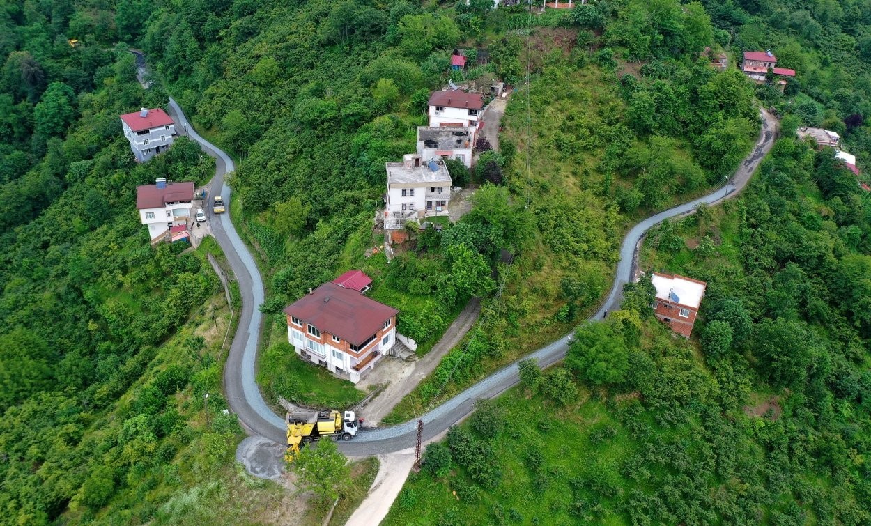 Ordu’nun kırsalında asfalt çalışmaları