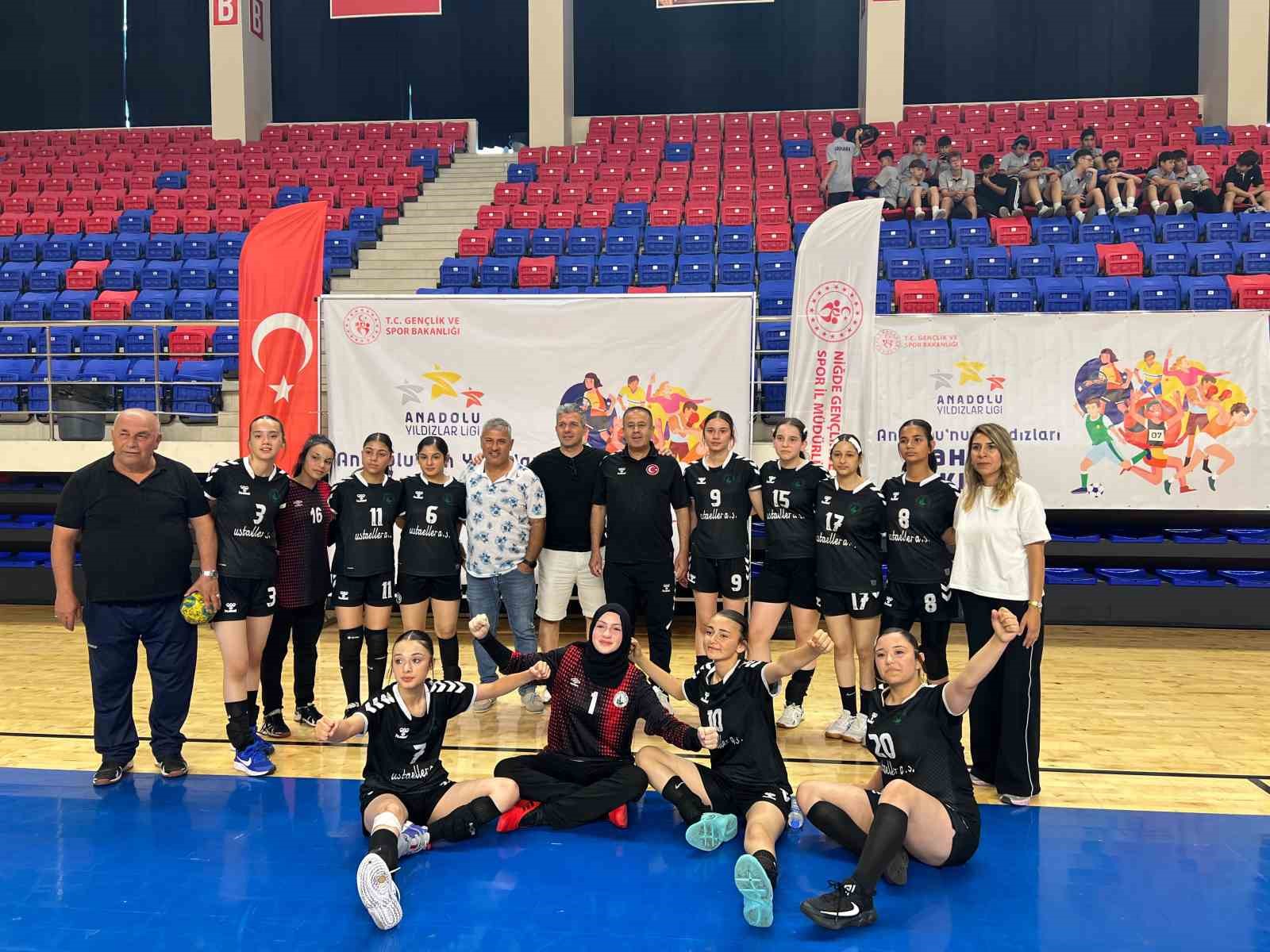 ANALİG hentbol müsabakalarında Türkiye Finalleri’ne yükselen takımlar belli oldu