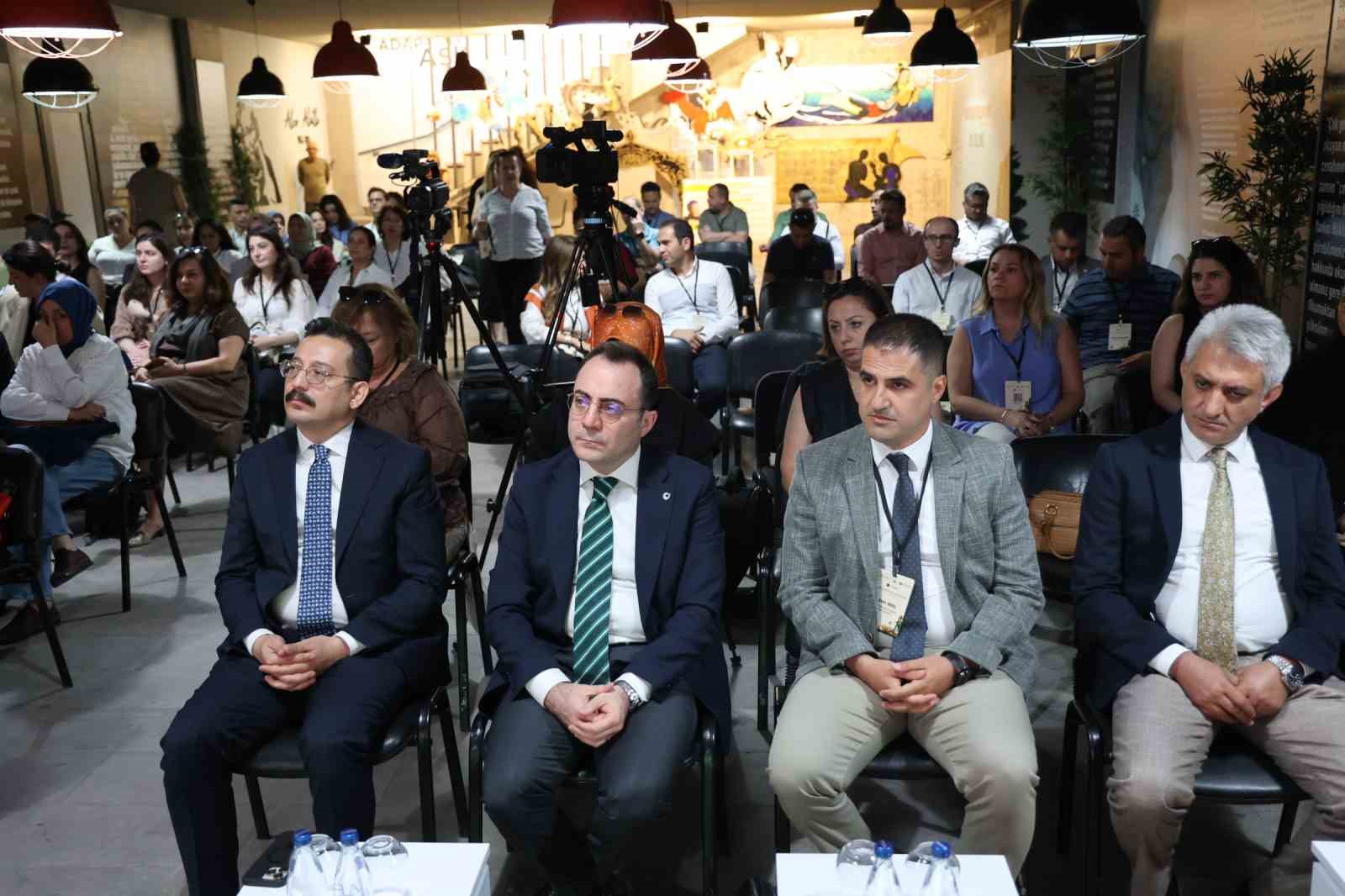 Anadoludakiler Kooperatifçilik Kampı Kapadokya Üniversitesi’nde başladı