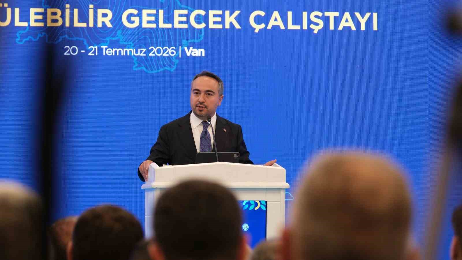Bakan Yardımcısı Burak Demiralp: "Van Gölü’nde yılların biriktirdiği kirlilik yüküne neşter vurduk"