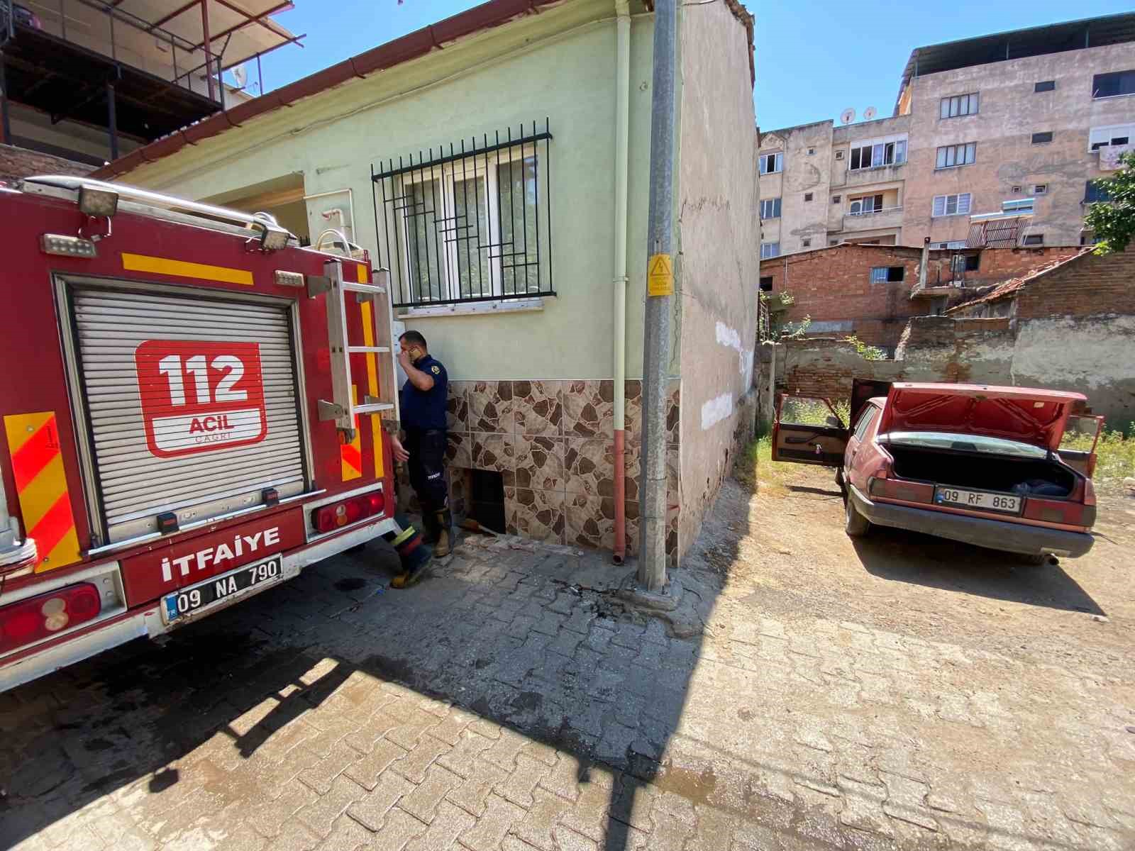Nazilli’de otomobil yangını, araç kullanılamaz hale geldi