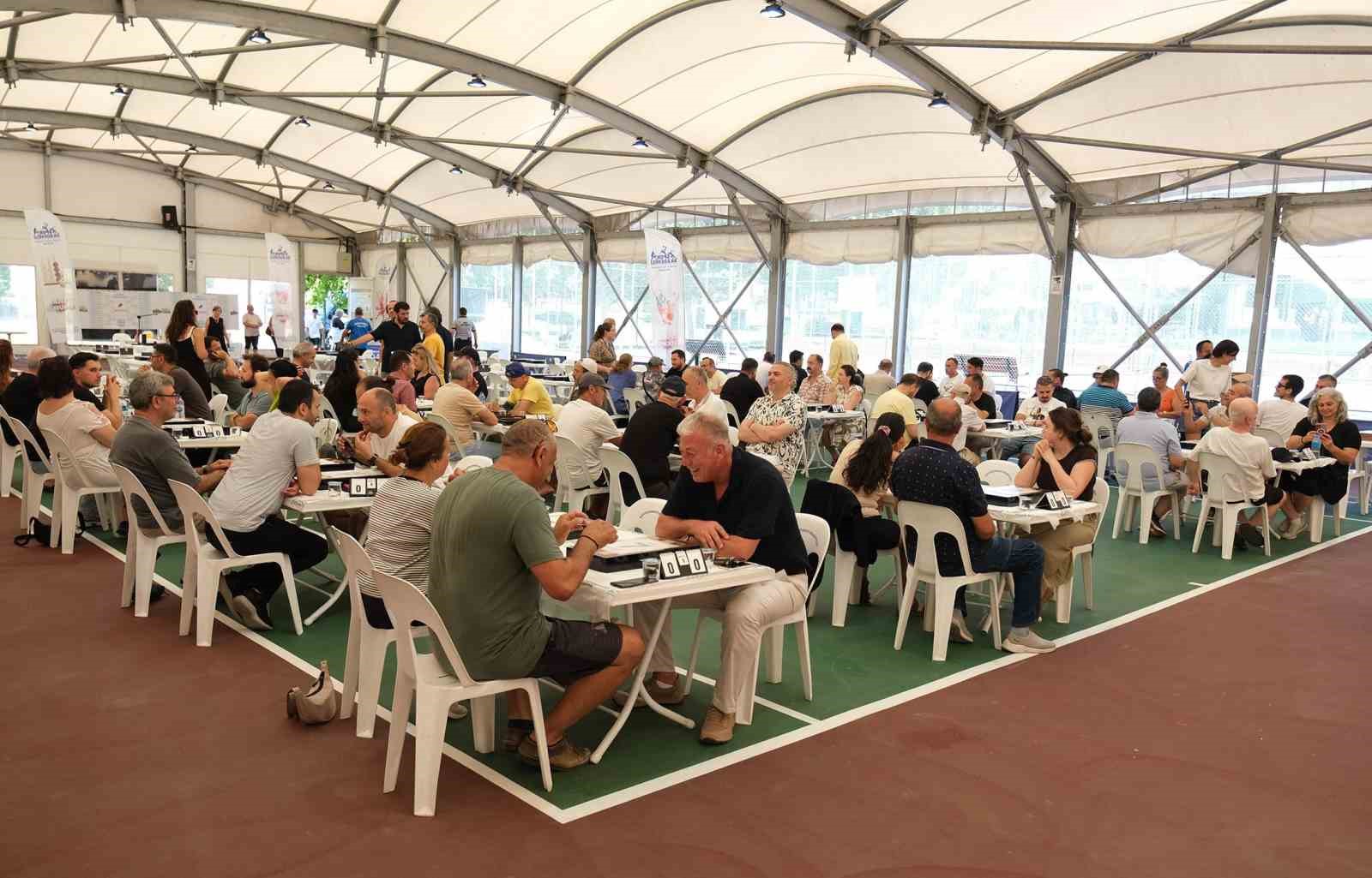 3. Geleneksel Klasik Tavla Turnuvası nefesleri kesti