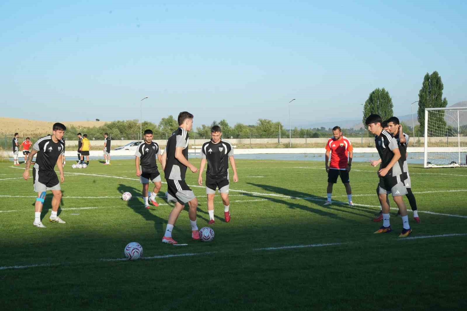 Muşspor sezonu açtı