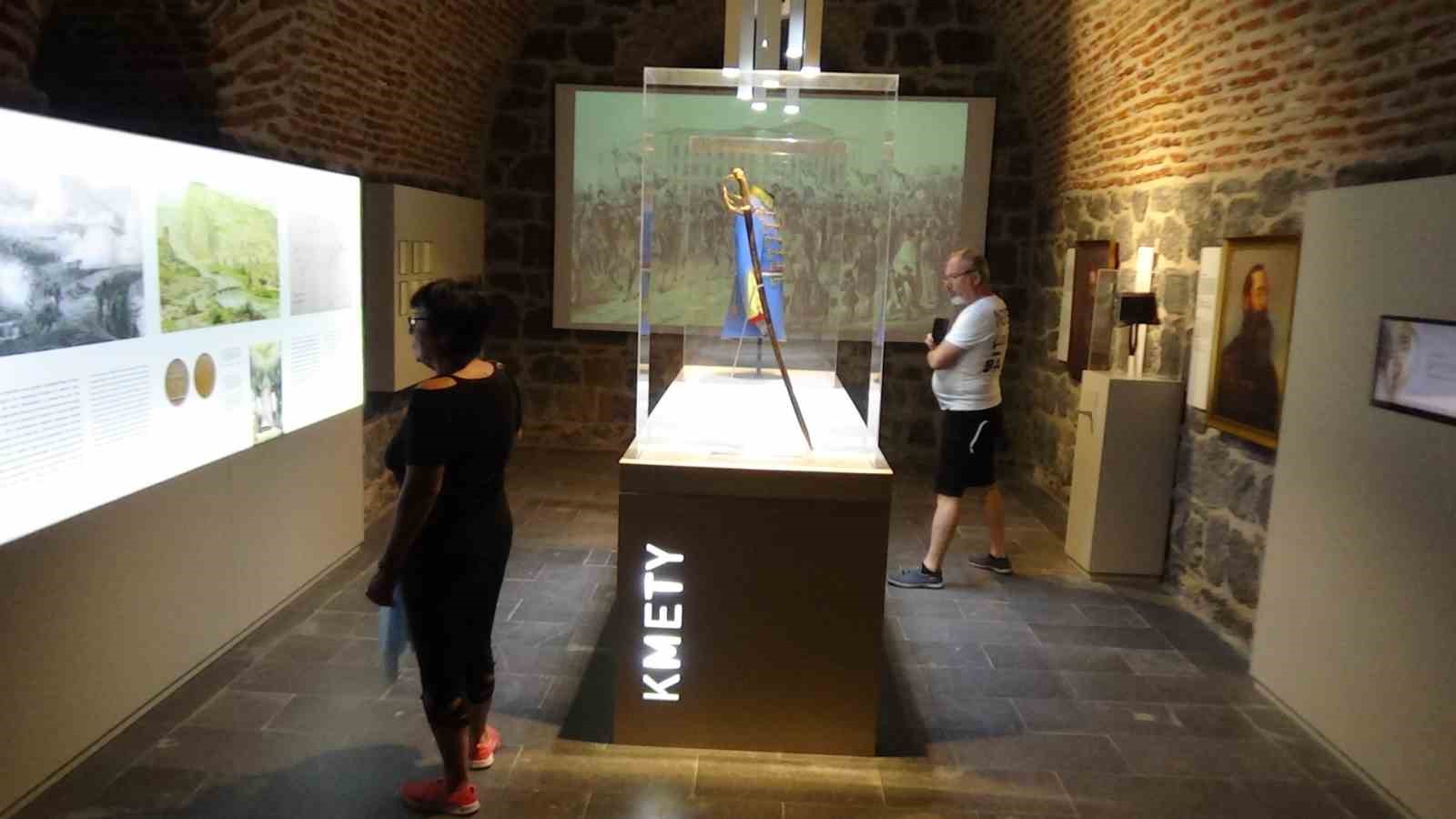 Kars’ta tarihe dokunan müze: Kafkas Cephesi’nin acıları ve kahramanlığı ziyaretçileri derinden etkiliyor