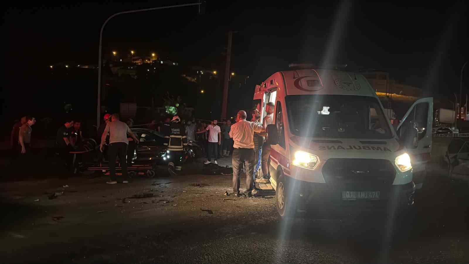 Tofaş, kağıt gibi ezildi: 1 ölü, 3 yaralı