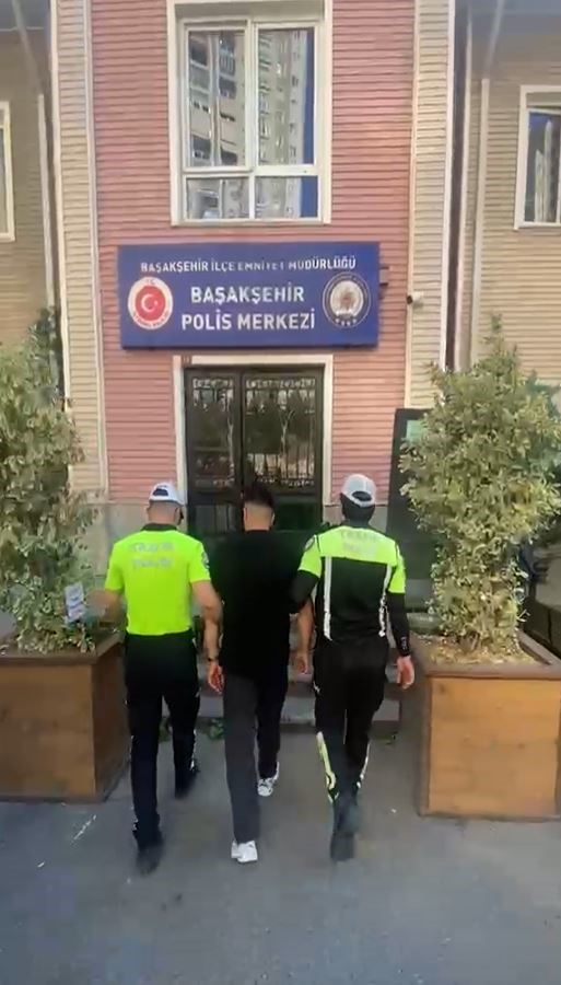 Trafikte kavga pahalıya patladı: 180 bin TL ceza, ehliyetine el konuldu