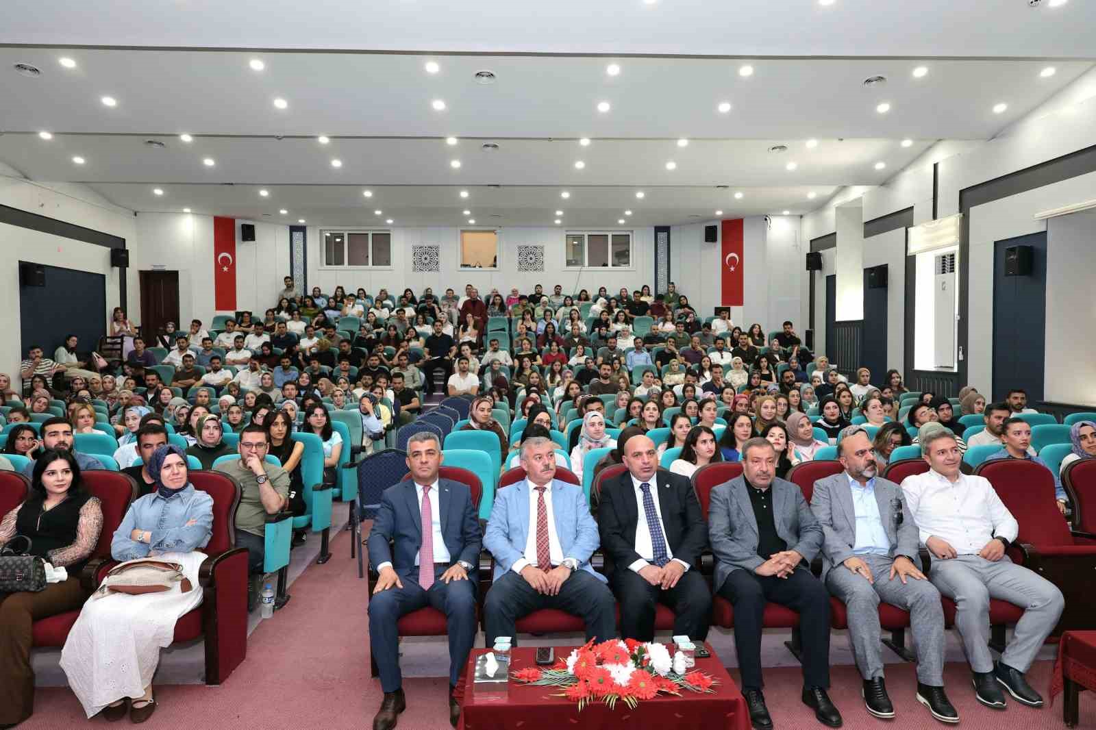 Geleceğin öğretmenleriyle buluştular