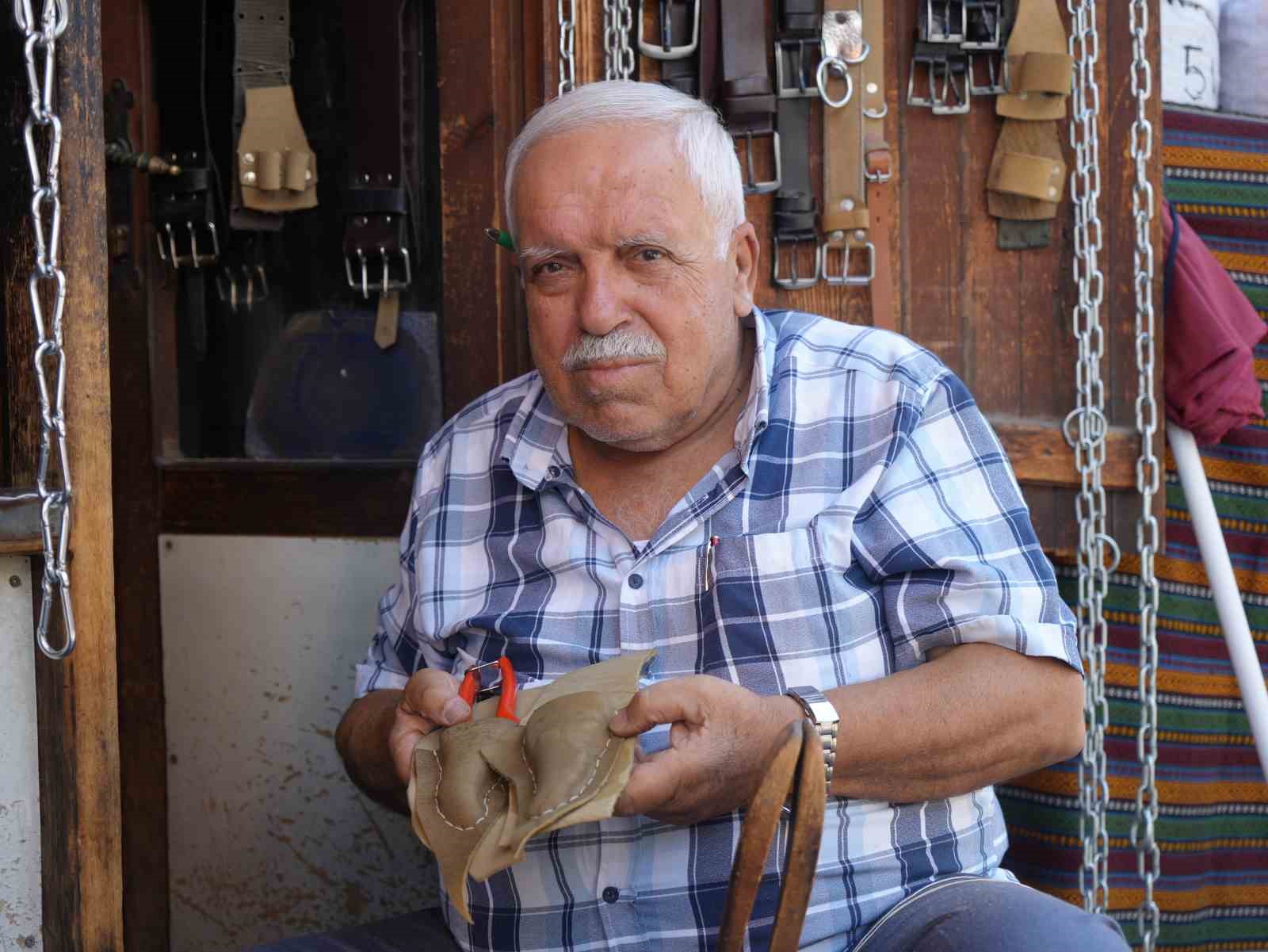2 metrekarelik dükkanında üretiyor, 81 ile gönderiyor