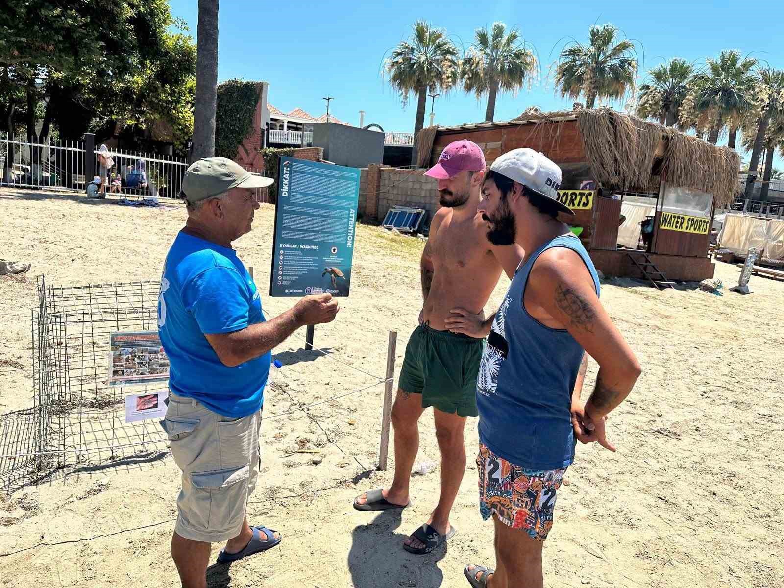 Didim’de 5 yıl sonra aynı plaja dönen caretta yeniden yuva yaptı