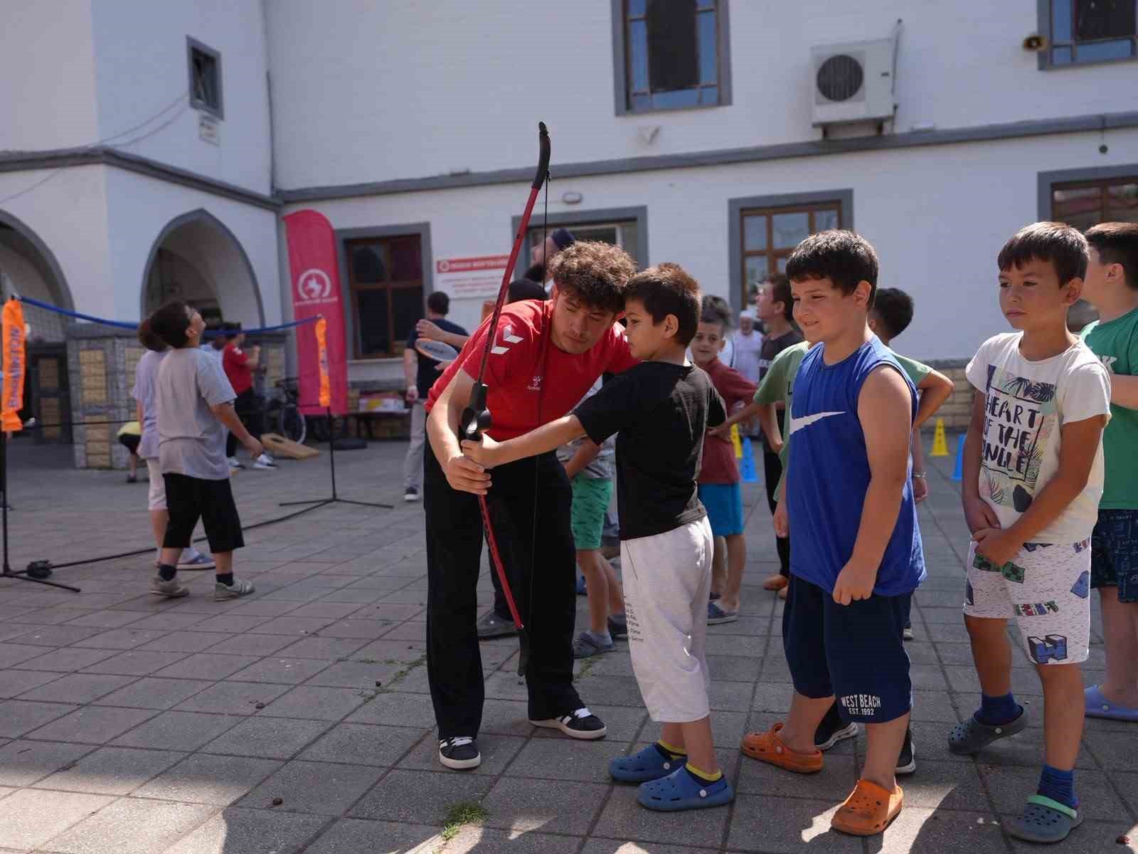 Kur’an kursu öğrencileri sporla buluştu