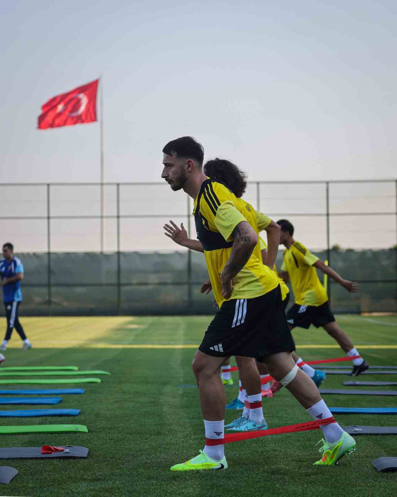 Aliağa FK yeni sezon hazırlıklarına başladı